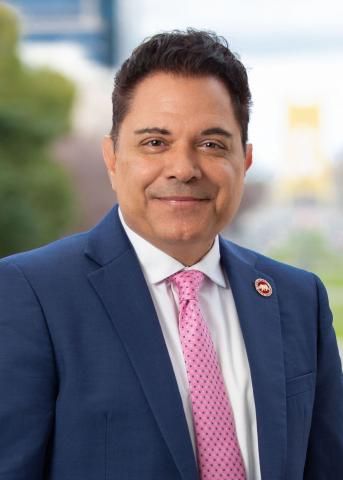 Headshot of Steve Padilla